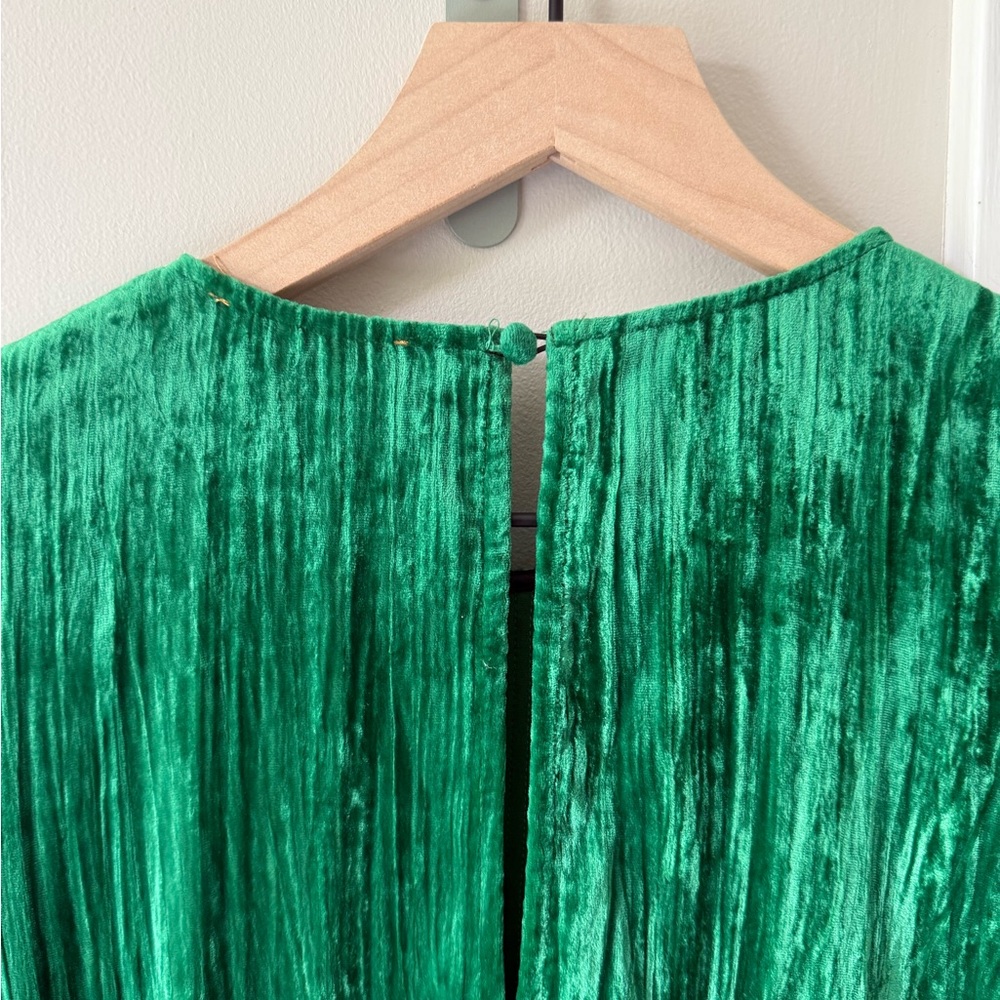 Forte Green Pleated Long Sleeve Sheath Dress - Picture 3 of 3